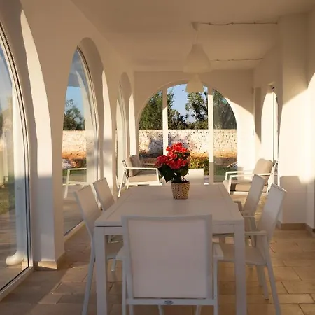 Lamia Petricore 오스투니